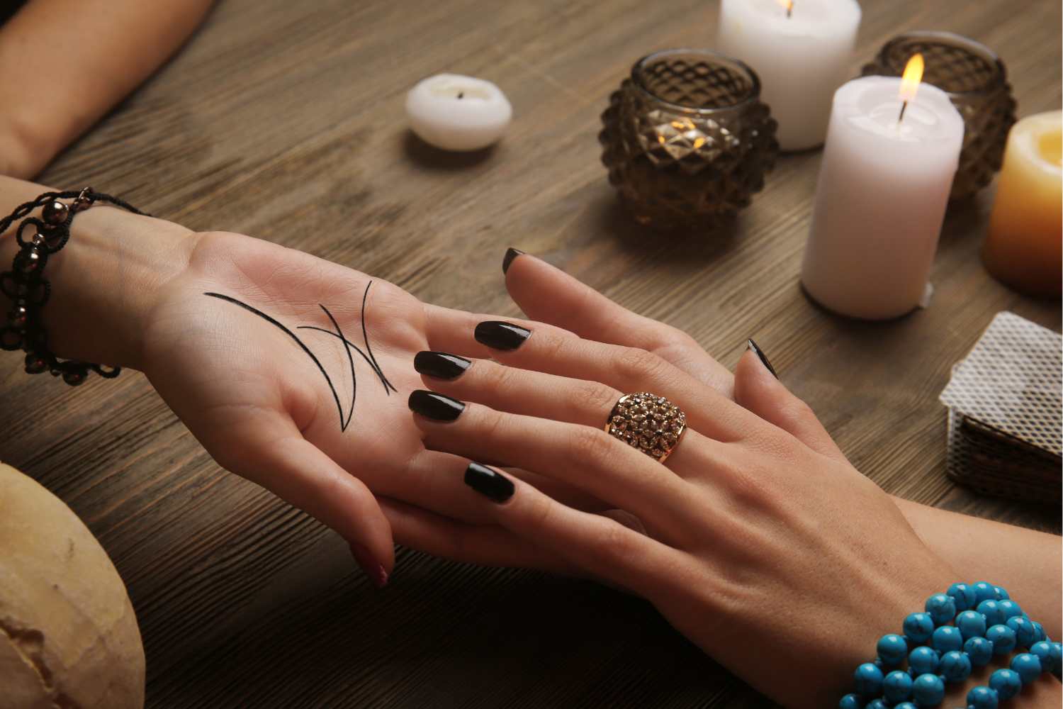 Ý Nghĩa Đường Chữ M Trên Bàn Tay: Bạn Có Phải Người Đặc Biệt? - Astroreka